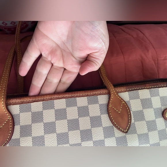Louis Vuitton Neverfull MM - Picture 4 of 16